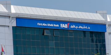 بنك أبوظبي الأول (FAB) يعلن عن 46 وظيفة جديدة بالإمارات